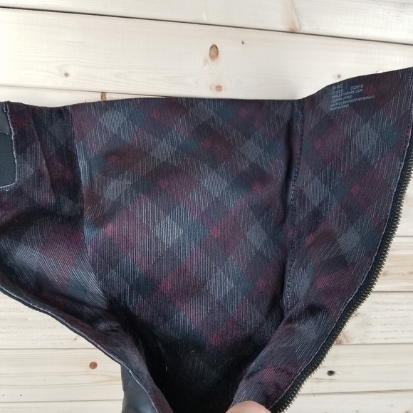 Born Womens 6 M North F71009 Black Leather Side Zip WIDE CALF Riding Boots NEW - Picture 9 of 13